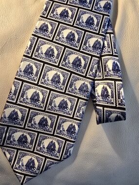 Museum Artifacts Mens 1929 Canadian 50 Cent Bluenose Schooner Stamp Silk Necktie